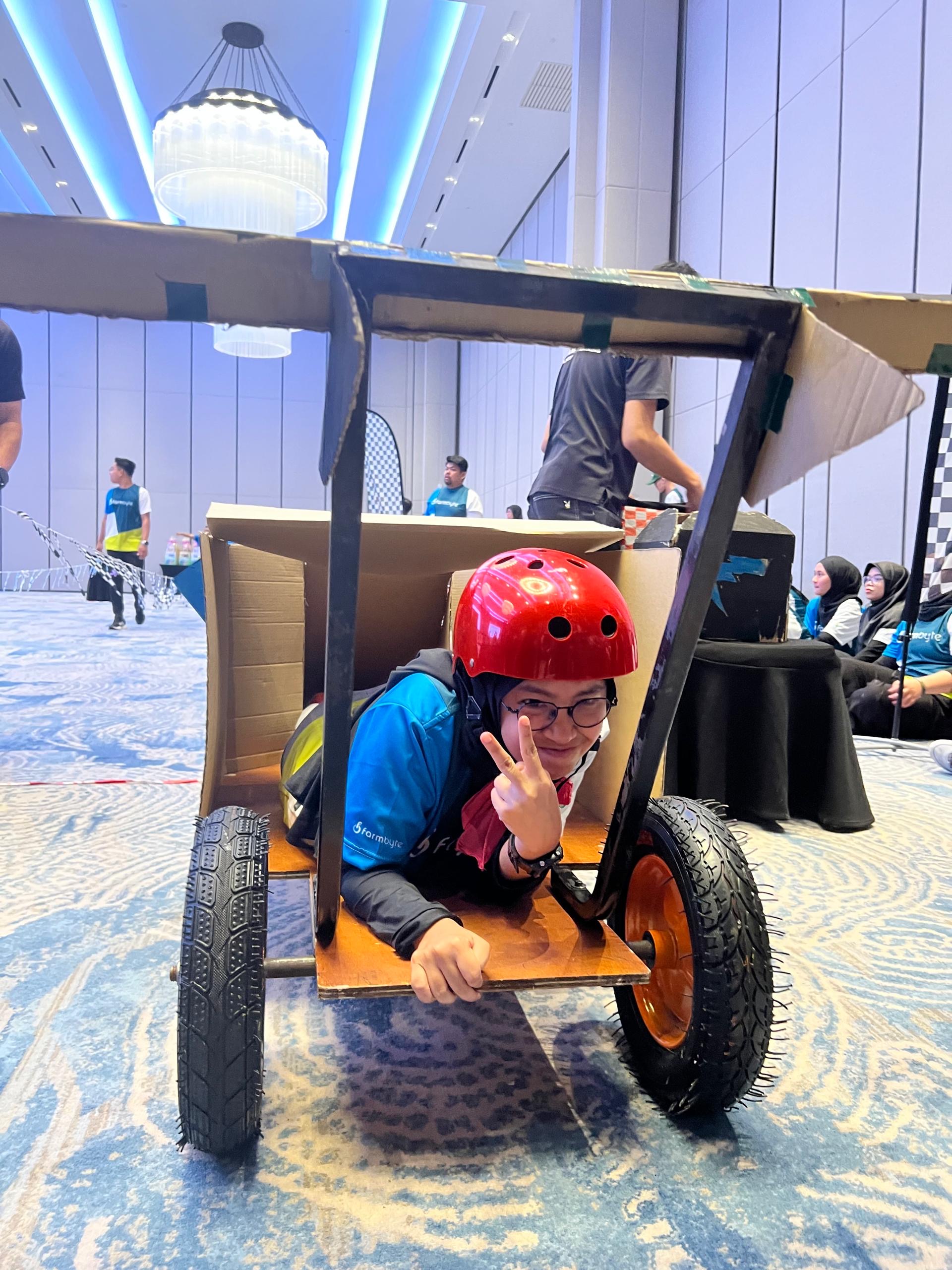 mimmy and home-made(?) car